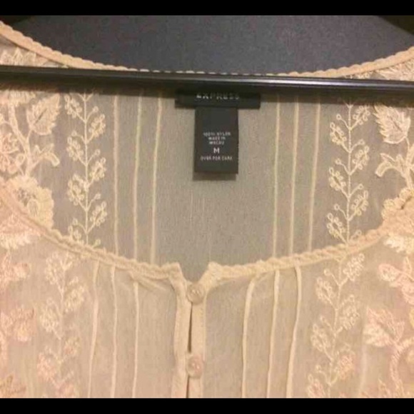 EXPRESS - Picture 3 of 4